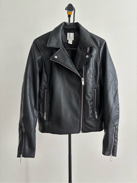 H&M Jackets & Blazers - H&M Women’s Faux Leather Moto Jacket Black Size S Biker Style Zip Up